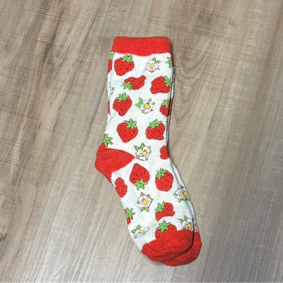 Small Mystery Strawberry Shortcake bundle ! ๐๐ฐ - Picture 3 of 9